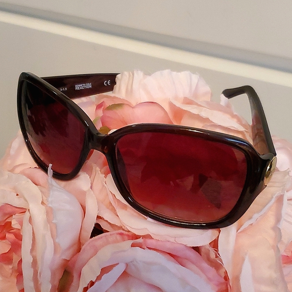 Kenneth Cole Reaction Women's Sunglasses 🕶
